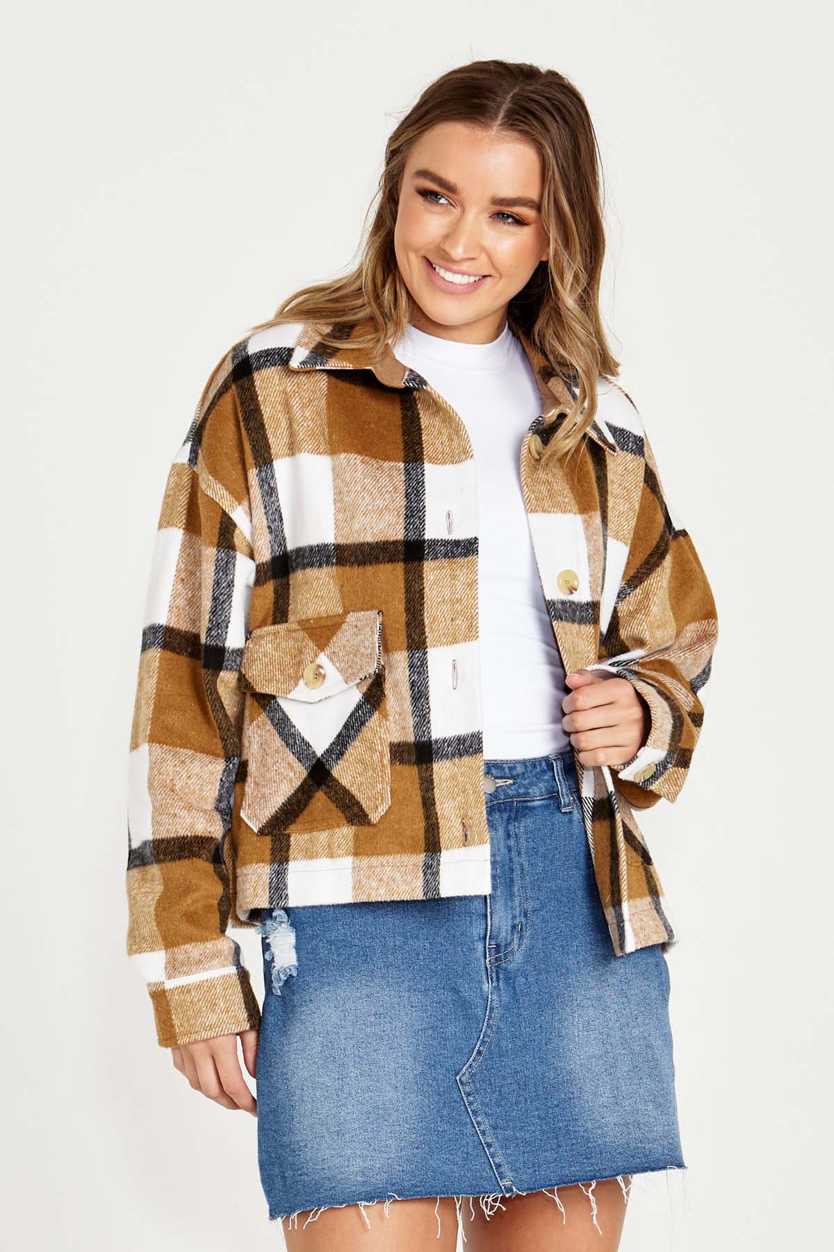 Sass Augusta Cropped Shacket in Tan Cream Check
