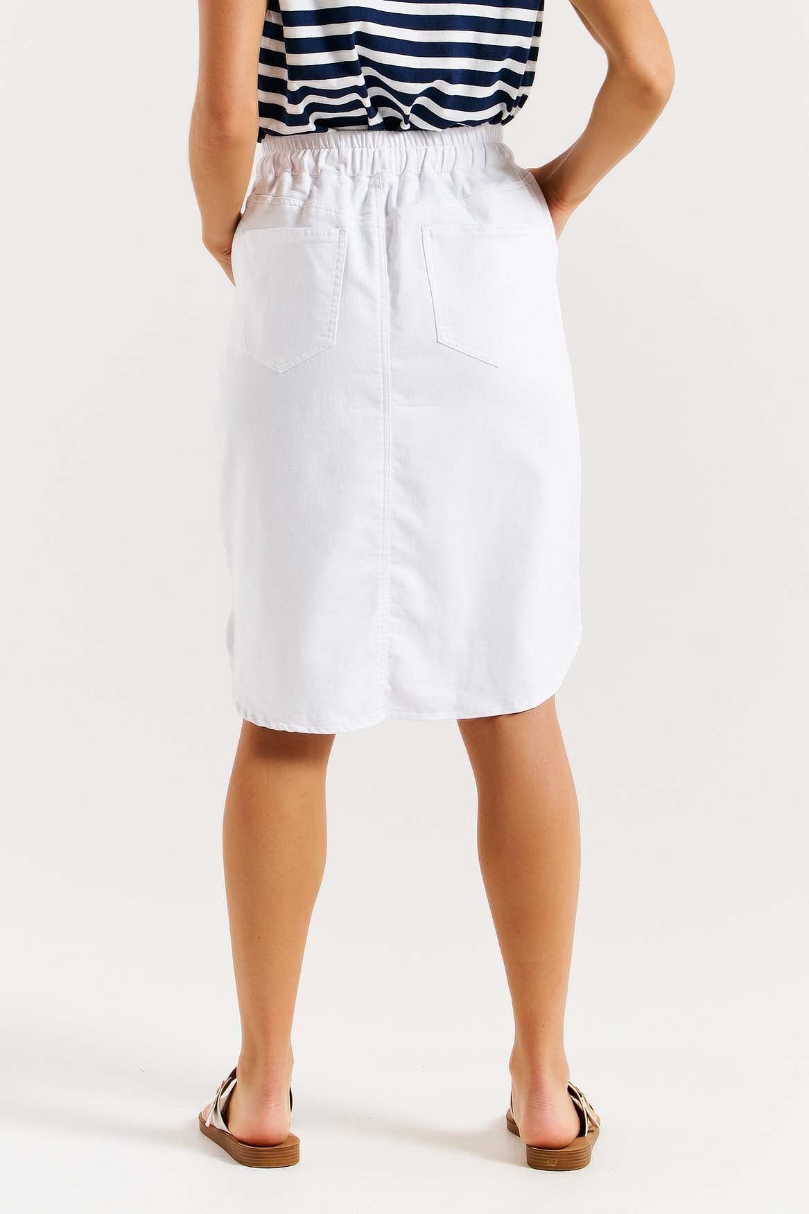 Betty Basics Alina Denim Skirt in White