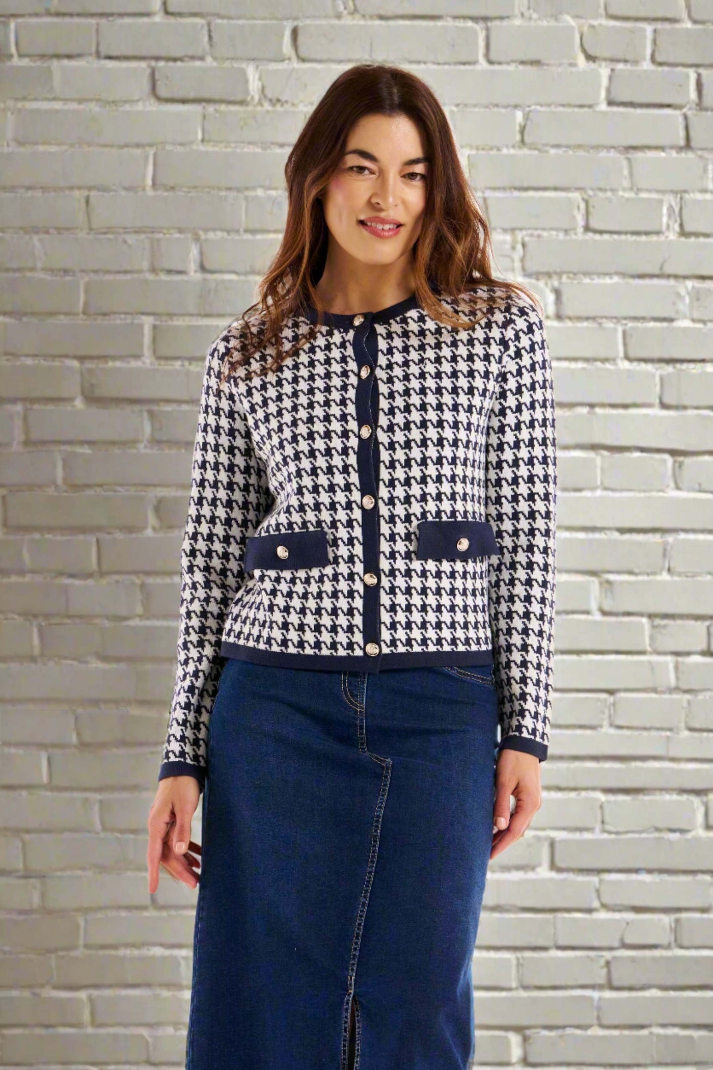 Betty Basics Lady Cardigan in Navy Houndstooth