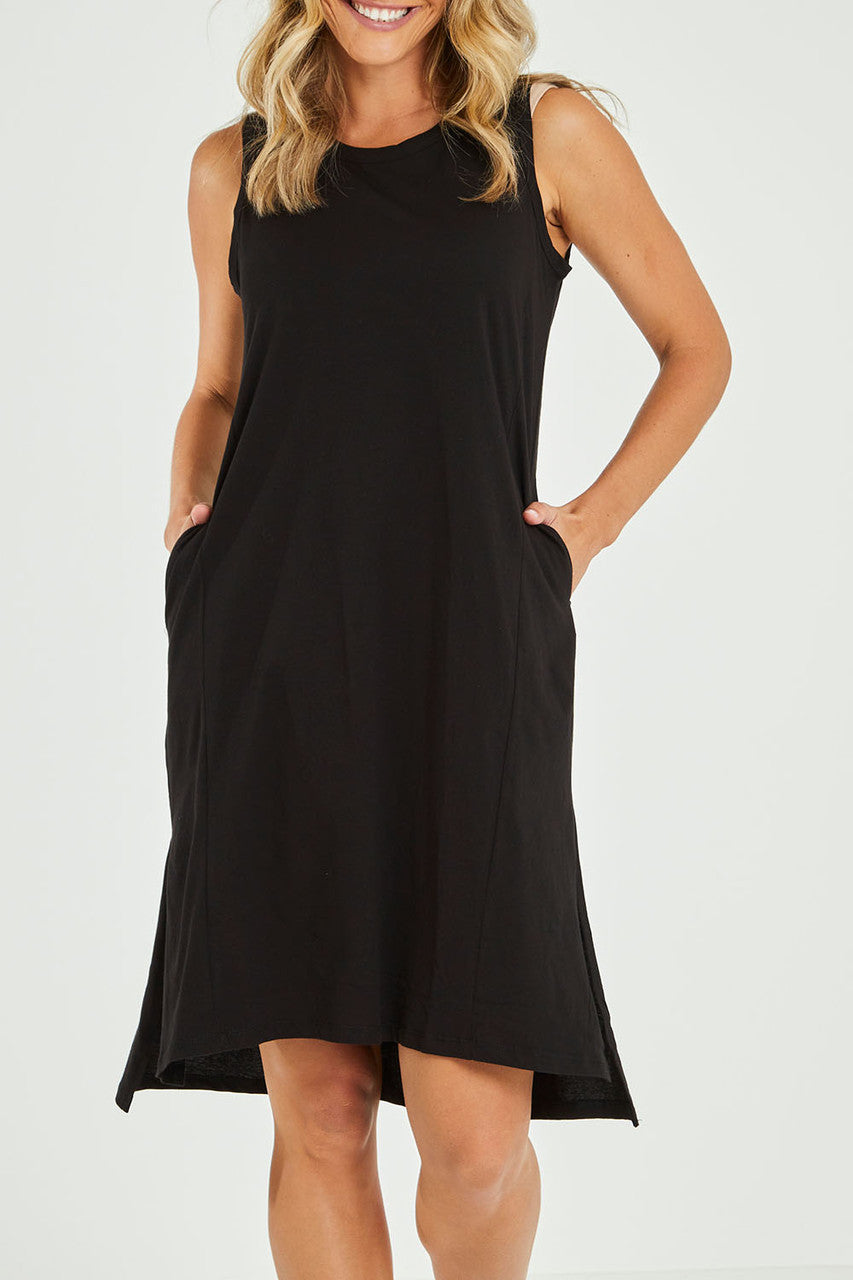 Betty Basics Arwin Dress in Black