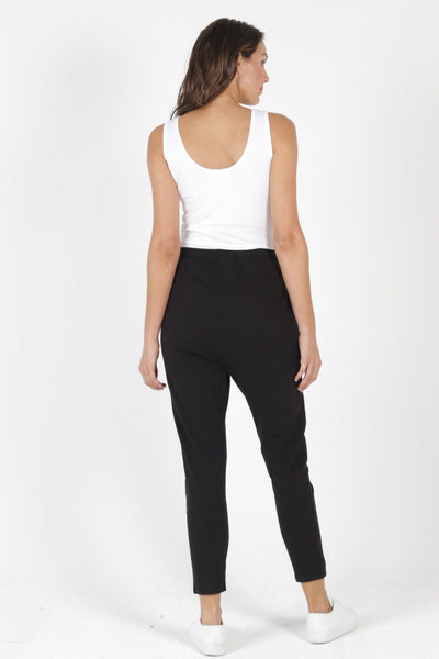 Betty Basics Jade Pant Summer Edition in Black - Hey Sara