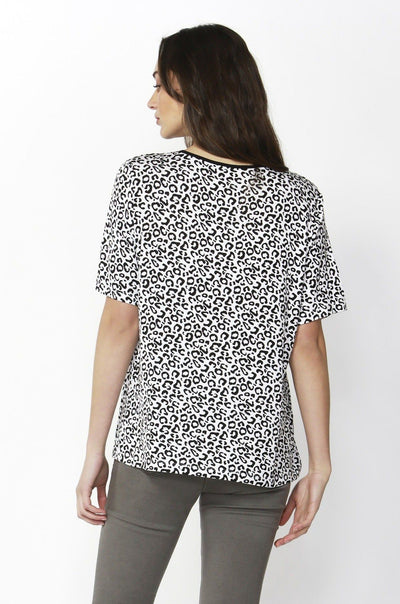 Betty Basics Los Angeles Tee in Snow Leopard - Hey Sara
