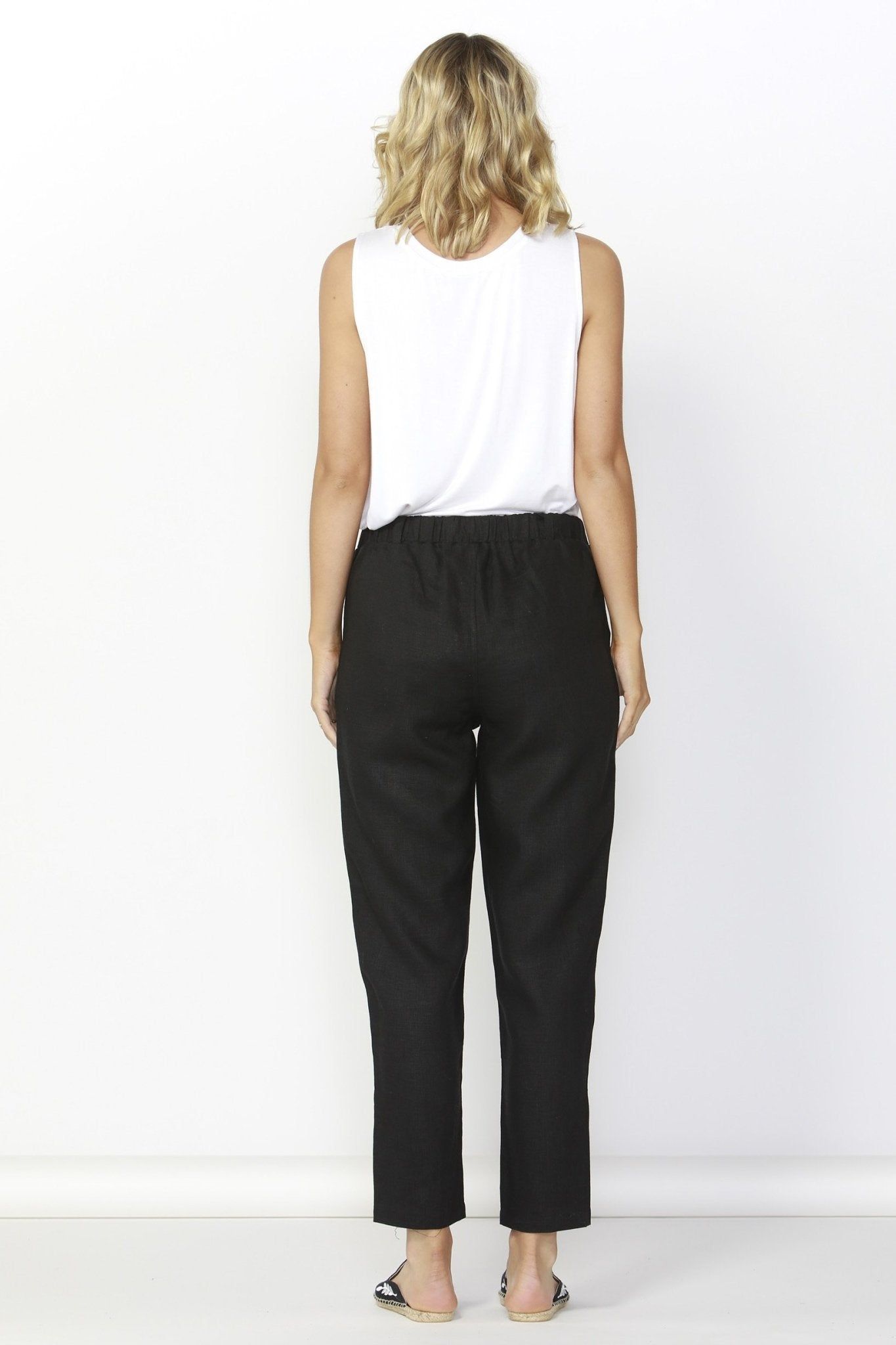 Betty Basics Rocco Linen Pant in Black - Hey Sara