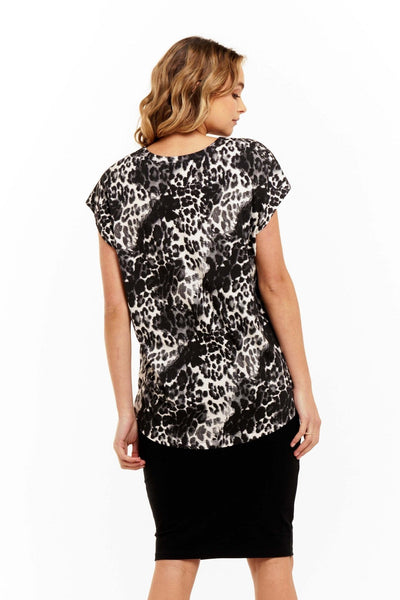 Betty Basics Tyra Top in Nala Print - Hey Sara