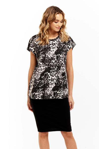 Betty Basics Tyra Top in Nala Print - Hey Sara