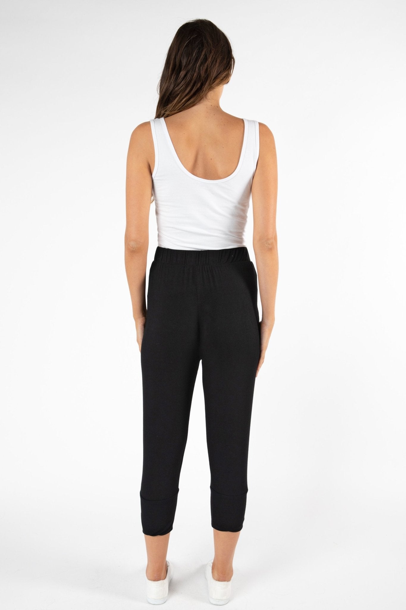 Betty Basics Lyon Pant in Black Size 8 or 10 Only - Hey Sara