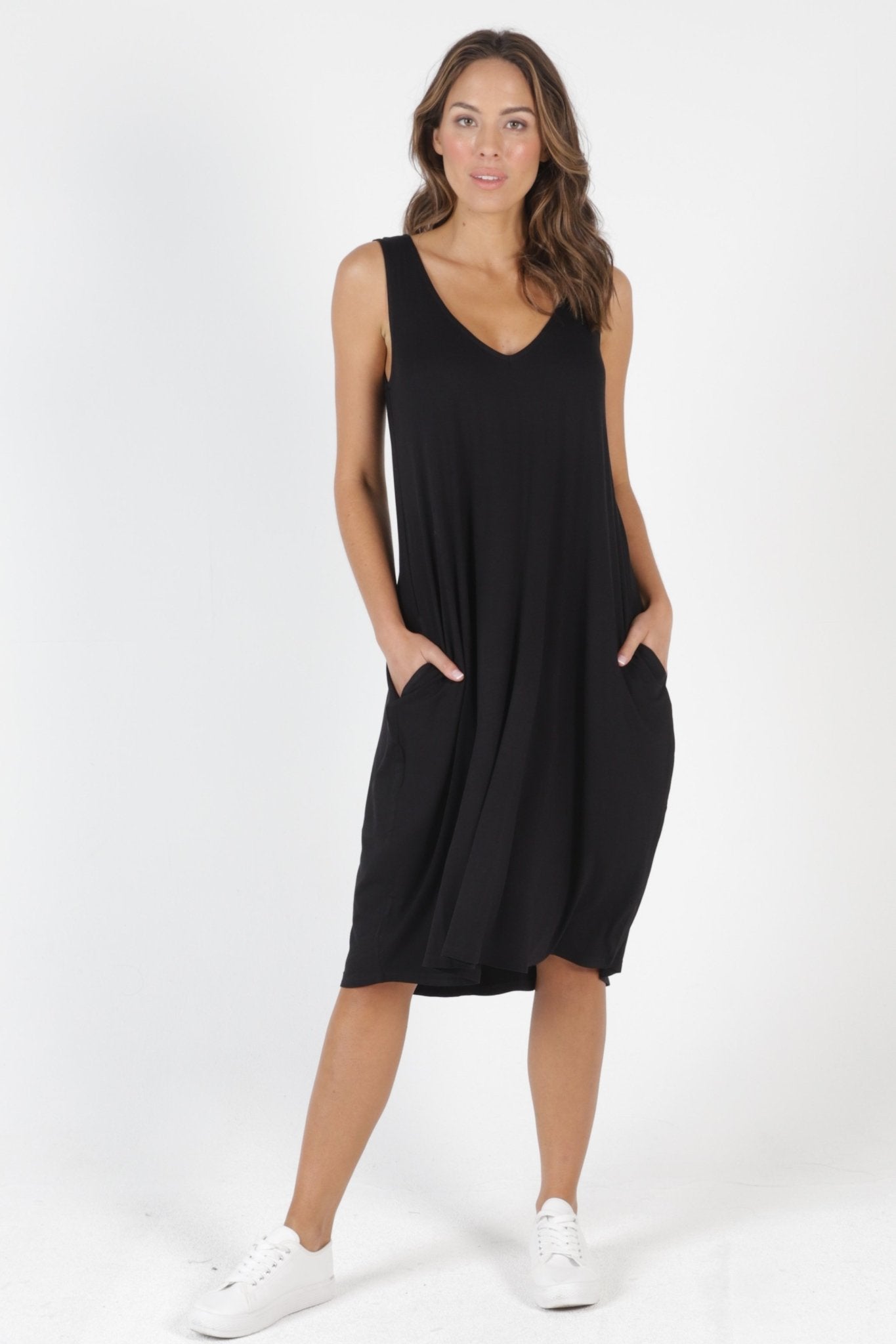 Betty Basics Oman Dress in Black - Hey Sara