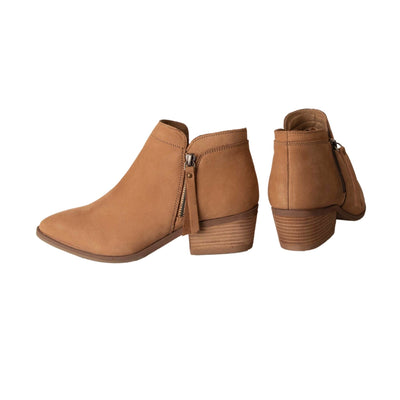 Human Shoes Mae Ankle Boot in Natural Nubuck - Hey Sara